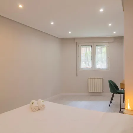 Holidea Ayuntamiento De Apartament *