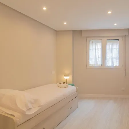 Holidea Ayuntamiento De *