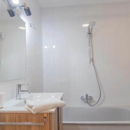 Holidea Ayuntamiento De * Santander